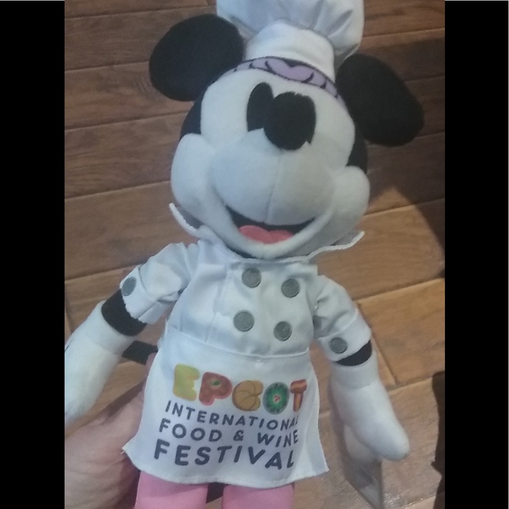 Disney chef Minnie